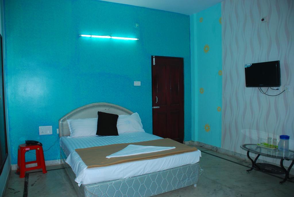 蒂鲁帕蒂 Jayalakshmi Residency酒店 客房 照片