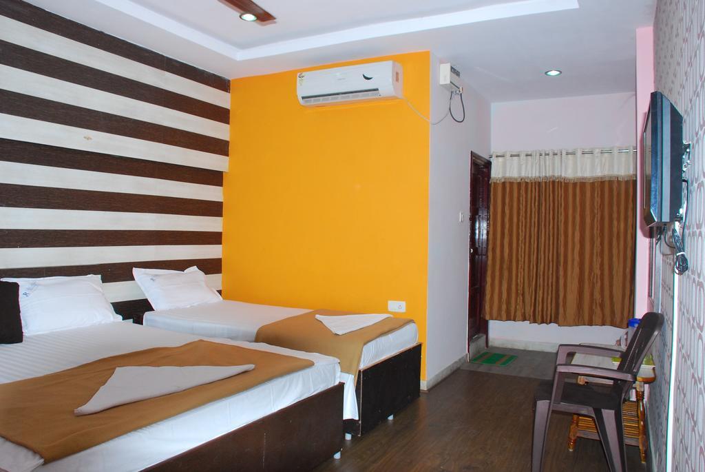 蒂鲁帕蒂 Jayalakshmi Residency酒店 客房 照片